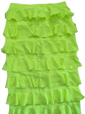 KENDALL & KYLIE Tiered SKIRT NWOT Size Medium